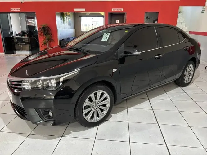 Toyota Corolla Altis 2.0 Flex 16V Aut. 2016