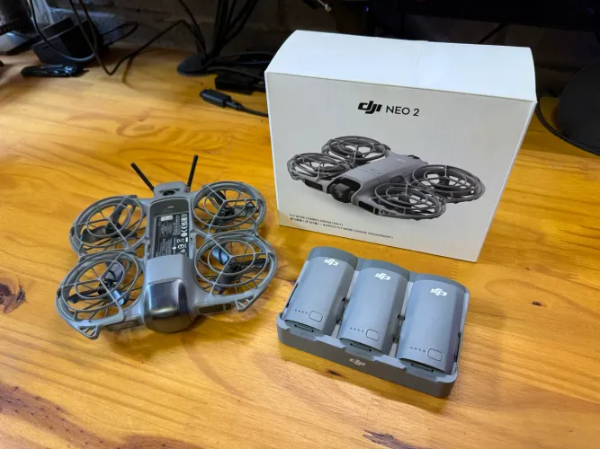 DJI NEO 2 - Fly More Combo + Módulo