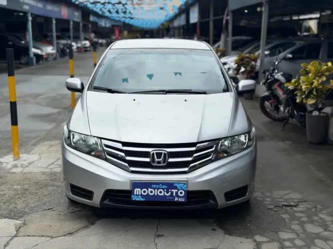 Honda City Sedan LX 1.5 Flex 16V 4P Aut. 2013