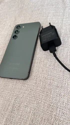 Samsung S23