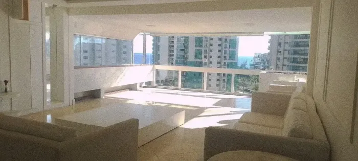 Apartamento mobiliado com vista para o mar Atlântico Sul, em Barra da Tijuca - Rio de Jan