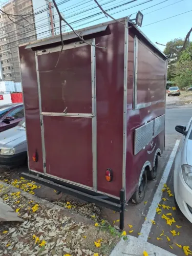 Trailer Reformado à Venda - Pronto para Uso Profissional