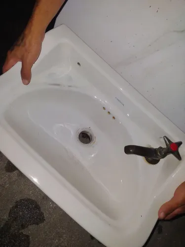 Lavatório de banheiro