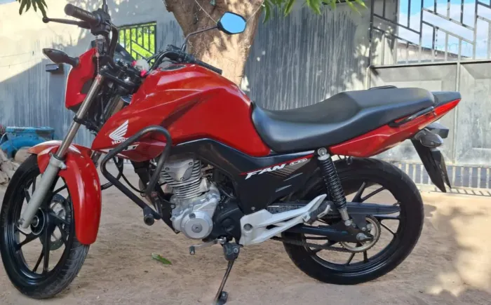 Vende-se uma fan160 start 