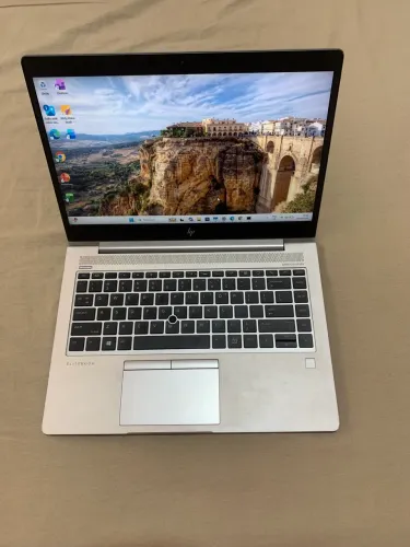 Notebook HP i5 8350u / 8Gb RAM / SSD 256