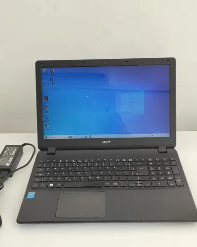 Acer Aspire ES1-512 Notebook Pentium N3540 4GB RAM SSD 120GB Tela 15,6" HD