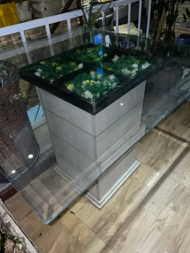 Mesa de vidro bisotê