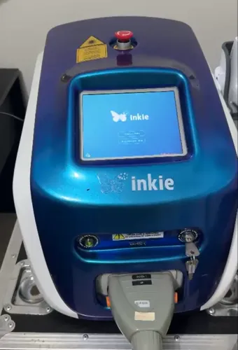 Laser Inkie ND YAG remoção de tatuagem 