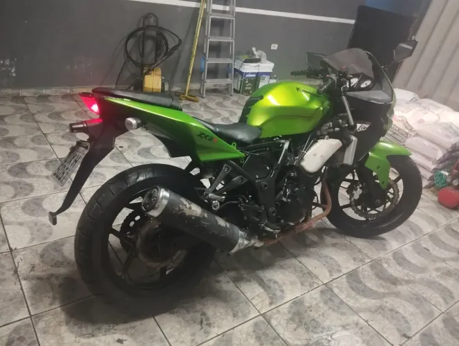 Vendo ninja 250 zera de tudo
