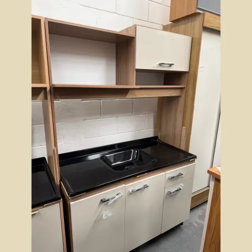 Cozinha compacta com tampo - entrego