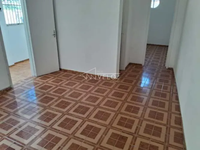 Apartamento - / Residencial / Santa Teresa