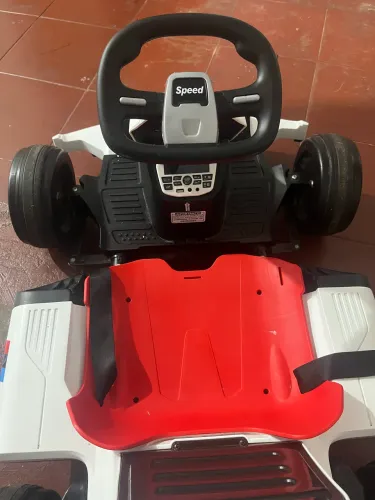 Carrinho elétrico kart