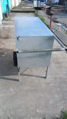 Vende se carinho de lanche 