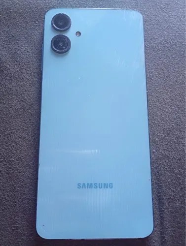 Celular 200$