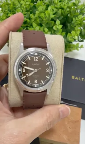 Relógio Baltic Hermetique