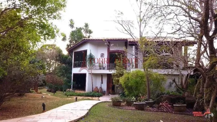 SOBRADO NO ALDEIA DO VALE