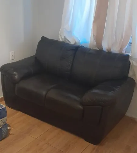 Sofá 2 lugares