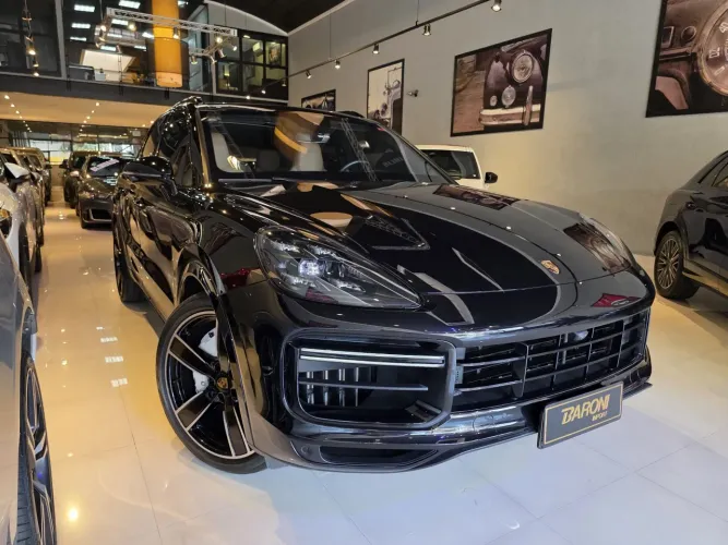 Porsche Cayenne Turbo 4.0 V8 550cv 2020