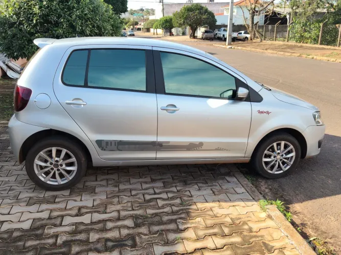 Volkswagen Fox Rock IN RIO 1.6 MI Total Flex 8V 5P 2014