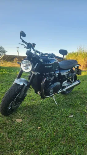 Triunph Speed Twin 1200 2023