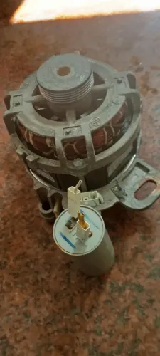 Motor