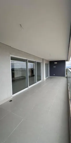 Apartamento com 3 Suites no Brasil Beach