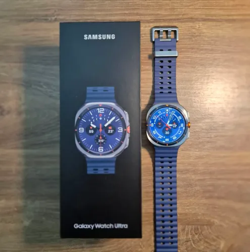 Samsung Galaxy Watch Ultra, 47mm, LTE, 64GB, titânio azul, seminovo, c/ acessórios e NF