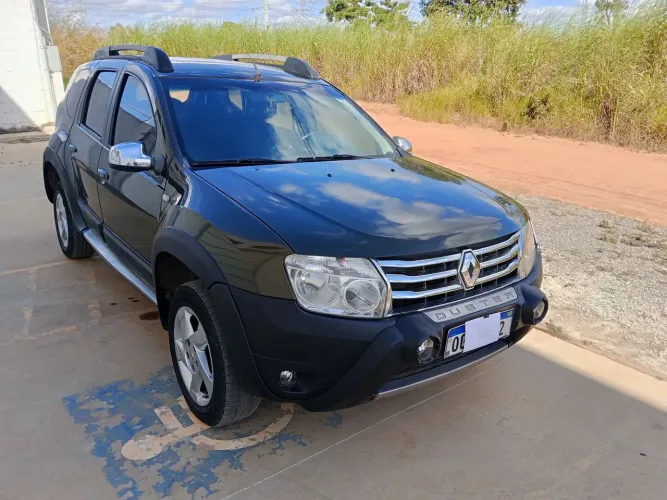 Renault Duster Dynamique 2.0 Hi-flex 16V Aut. 2013