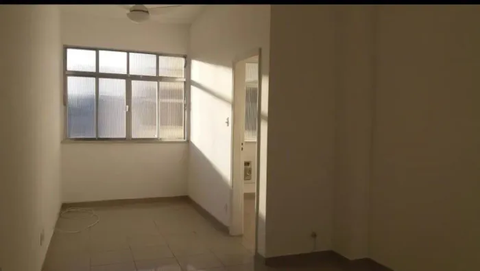 Apartamento à venda na Rua Haddock Lobo, Rio Comprido, Rio de Janeiro - RJ