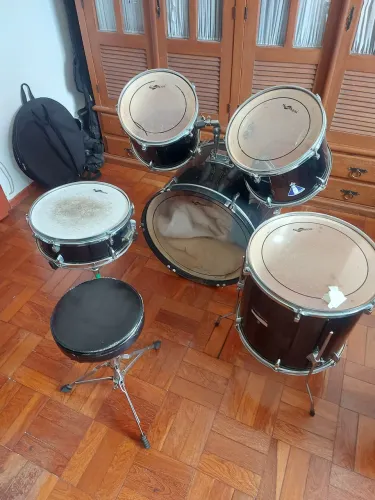 Bateria acústica Michael Classic