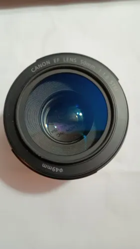 canon 50mm 1.8