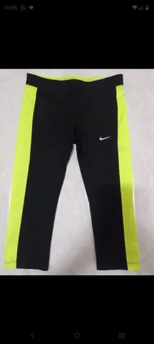 Legging P adulto. Nova e original!