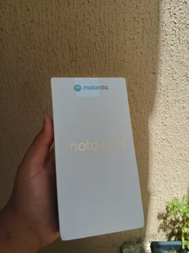 MOTOROLA G06 LARANJA LACRADO