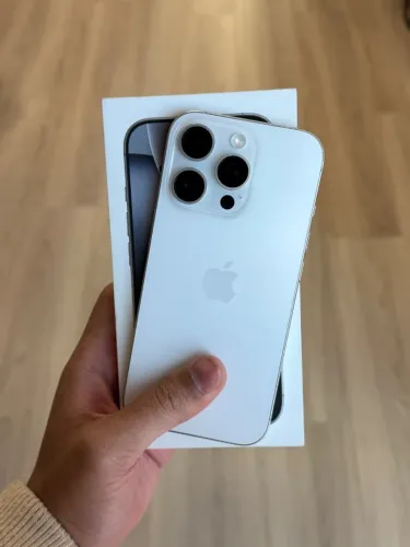 iPhone 16 Pro 128GB - Branco