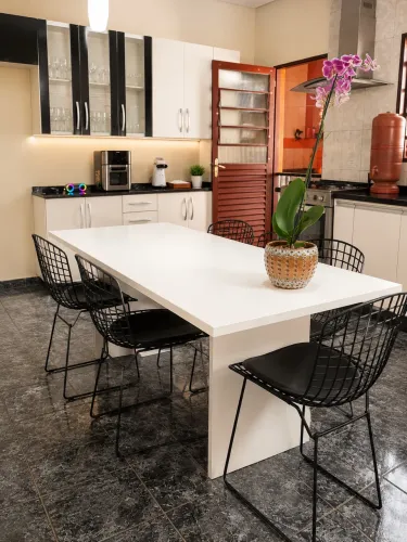Mesa de jantar com 6 cadeiras usada tok Stock