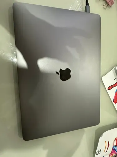 Macbook air M1 2020 8G de ram 256G ssd