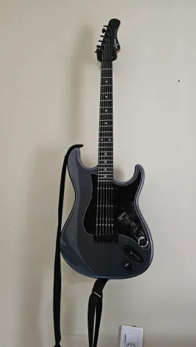 Guitarra Tagima Sixmart C/ acessórios