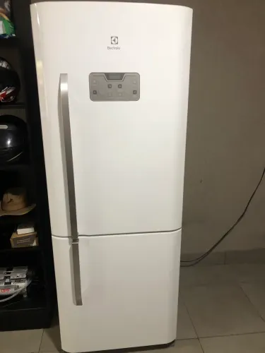Vendo geladeira eletrolux