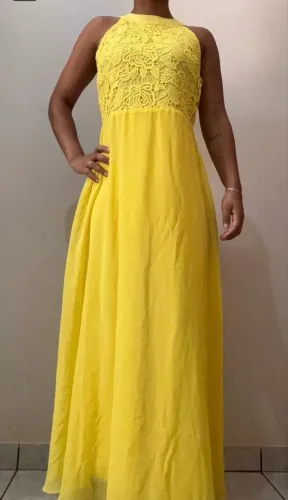 Vestido longo amarelo de festa