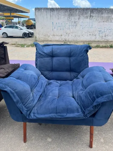 QUEIMA DE ESTOQUE DE POLTRONAS