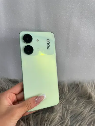 POCO C65 VERDE