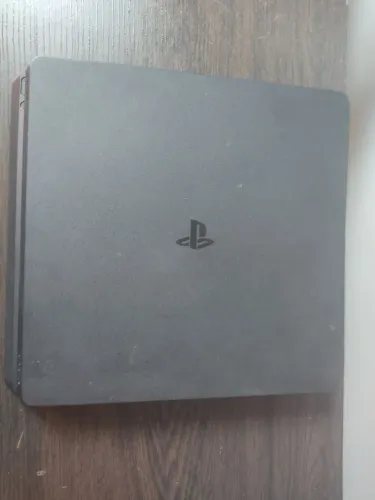 PlayStation 4 Slim 1 TB