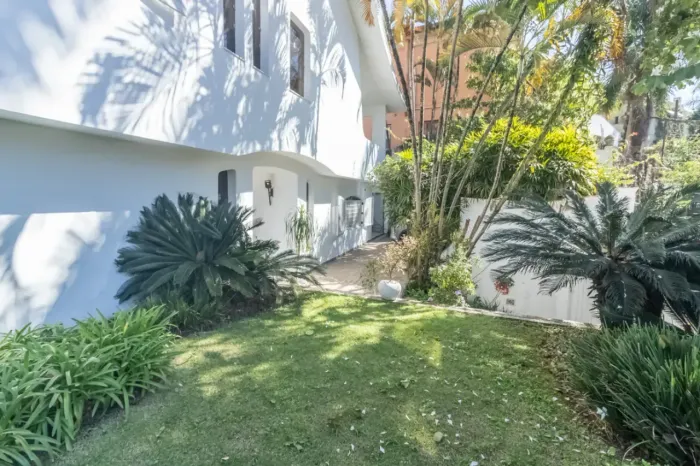 Imóvel para venda tem 374 metros quadrados com 4 quartos em Vila Morumbi - São Paulo - SP