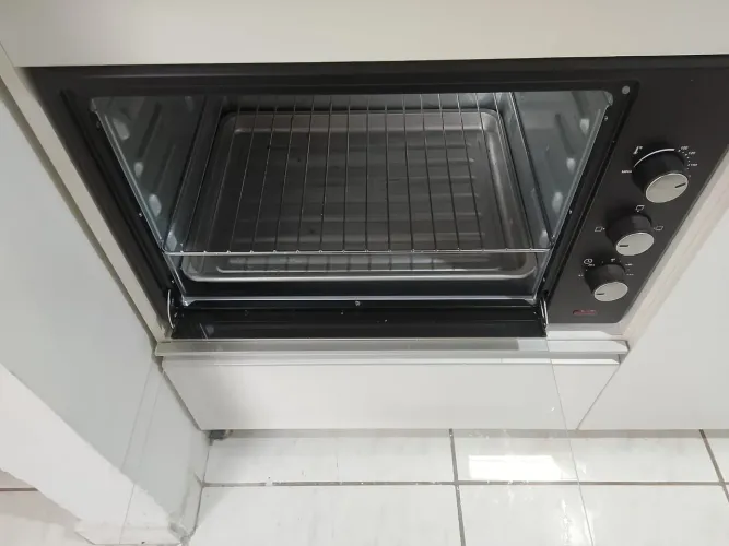 Estou vendendo esse forno elétrico 
