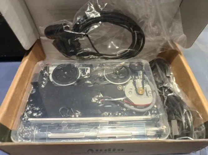 Novinho zerado na caixa tape mp3 conversor de audio fitas k7  para mp3 