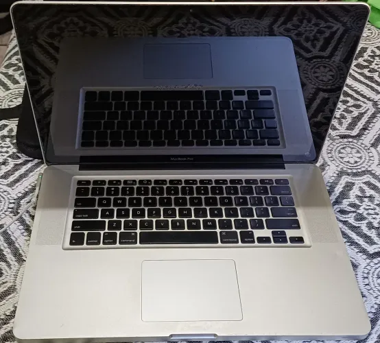 MACBOOK PRO 15 MODEL A1286