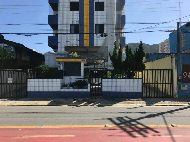 Apartamento em Av. Mario Covas Junior - Centro - Mongaguá/SP
