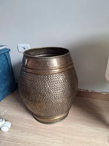 Vaso decorativo de bronze