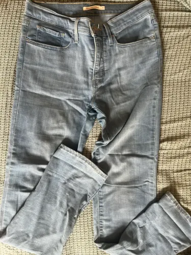 Calça Levis Jeans Feminina