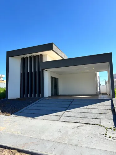 Casa a venda em condomínio fechado Terriva com 3 quartos; 2 banheiros